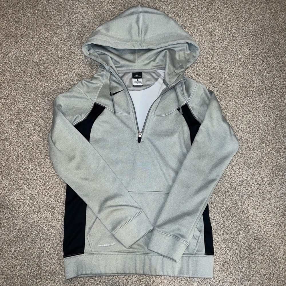 Nike sweatshirt